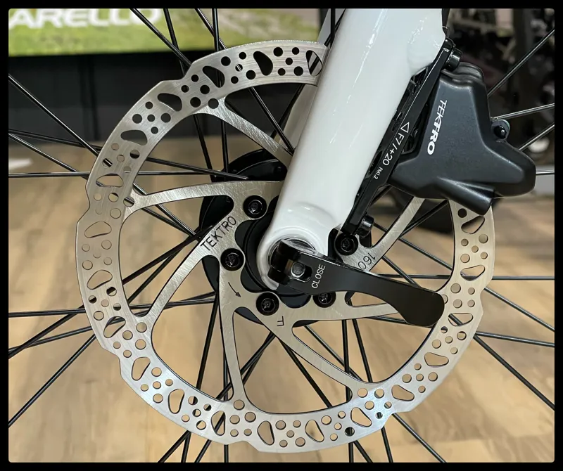 Momentum Voya E+3 25km/h Small Lunar Front and Rear Racks 2023-9